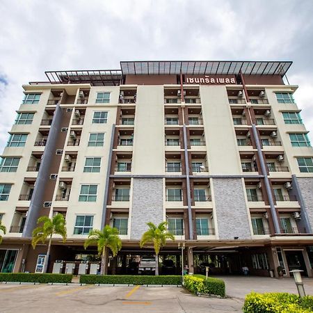 Central Place Serviced Apartment Chonburi Buitenkant foto